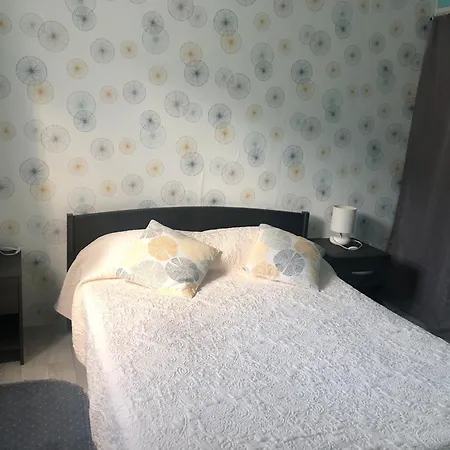 Dans Un Village De Caractere * Goudet