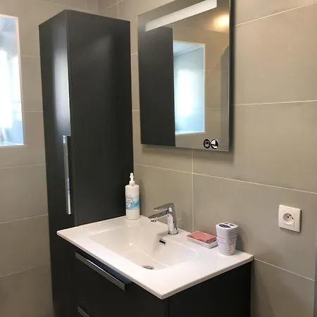 Dans Un Village De Caractere