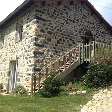Dans Un Village De Caractere