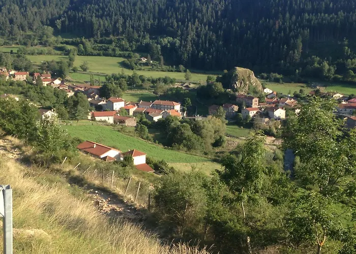 Dans Un Village De Caractere
